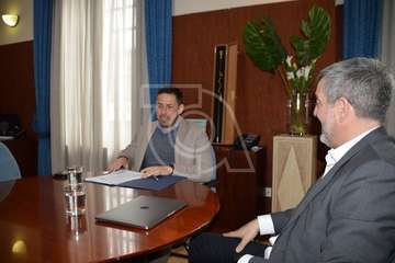 El senador nacionalista Fernando Clavijo durante la visita a Telde (Foto TA)